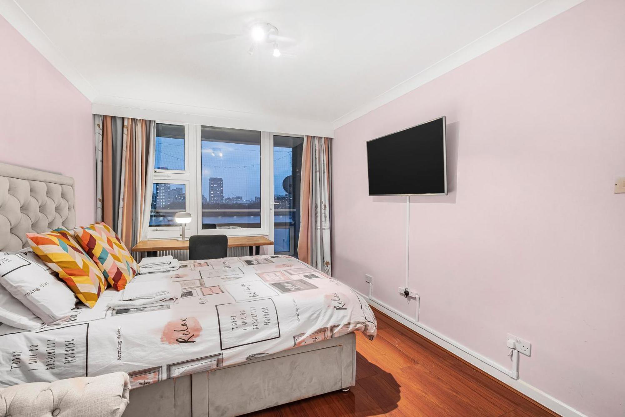 Riverside 3Br With Easy Transport 20Mins To City Centre Лондон Экстерьер фото