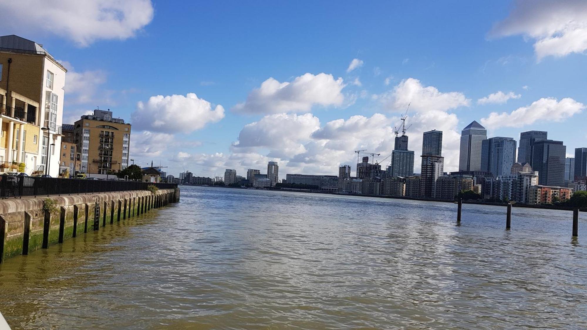 Riverside 3Br With Easy Transport 20Mins To City Centre Лондон Экстерьер фото